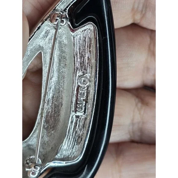 Napier Silver Tone Black Enamel Teardrop Modernist Brooch Sleek Minimalist #597 - Picture 6 of 8